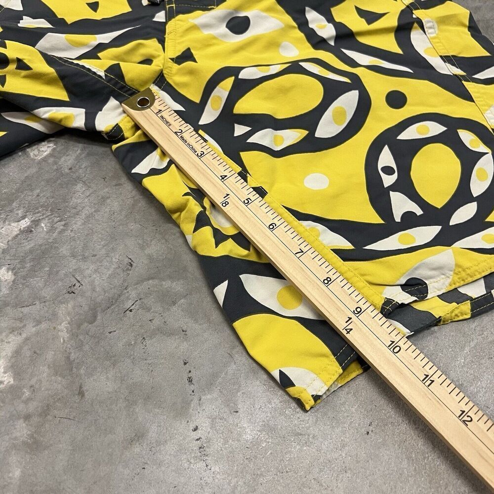 Patagonia Men’s Board Shorts Yellow and Grey Geometric Pattern Size 30 Swimsuit - Picture 4 of 8